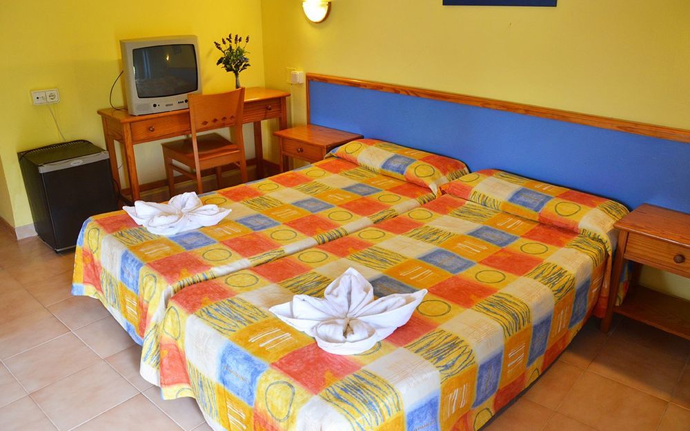 Sant Antoni de Portmany Hotel Vibra Marco Polo II - Adults Only מראה חיצוני תמונה