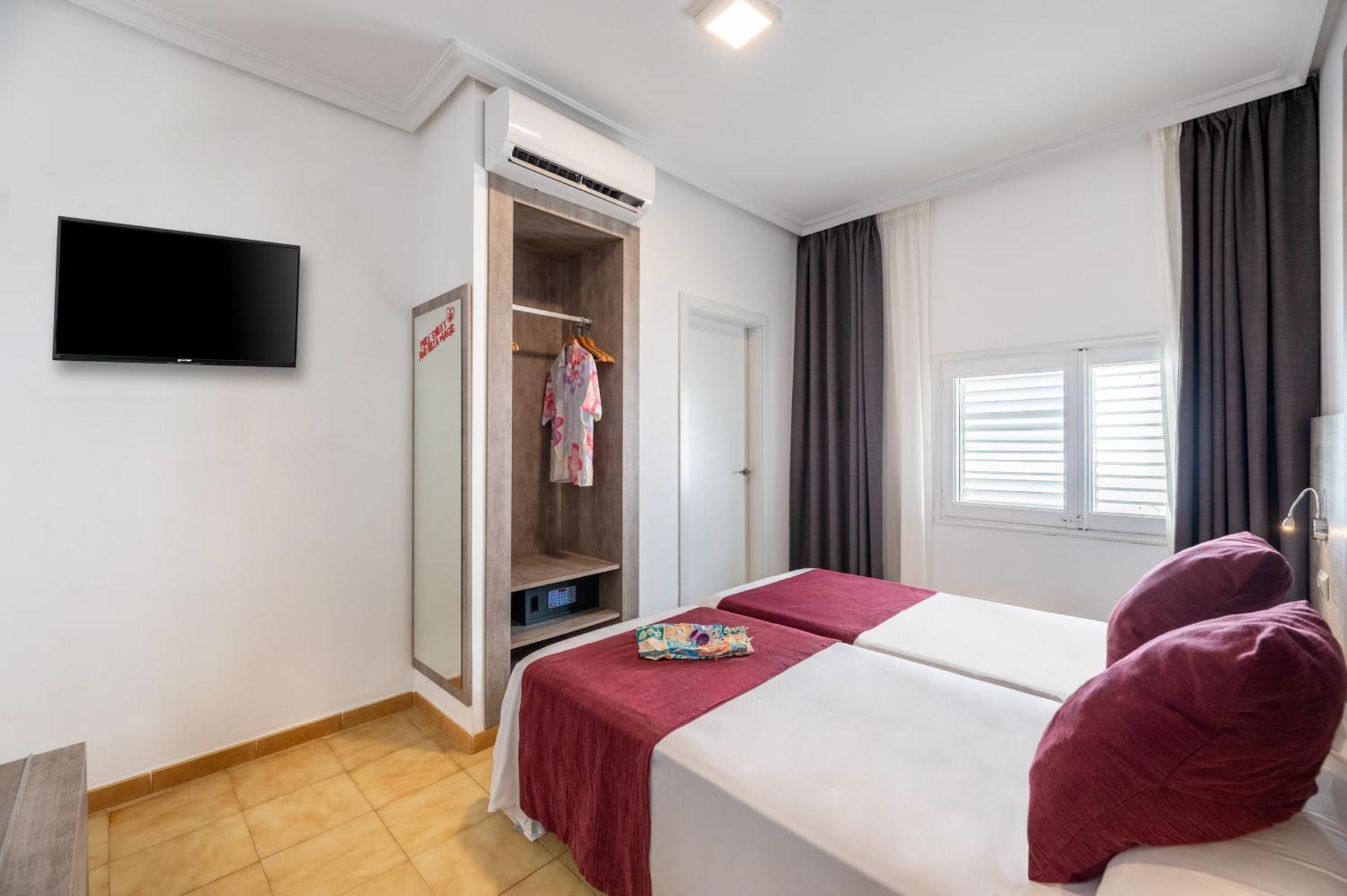 Sant Antoni de Portmany Hotel Vibra Marco Polo II - Adults Only מראה חיצוני תמונה